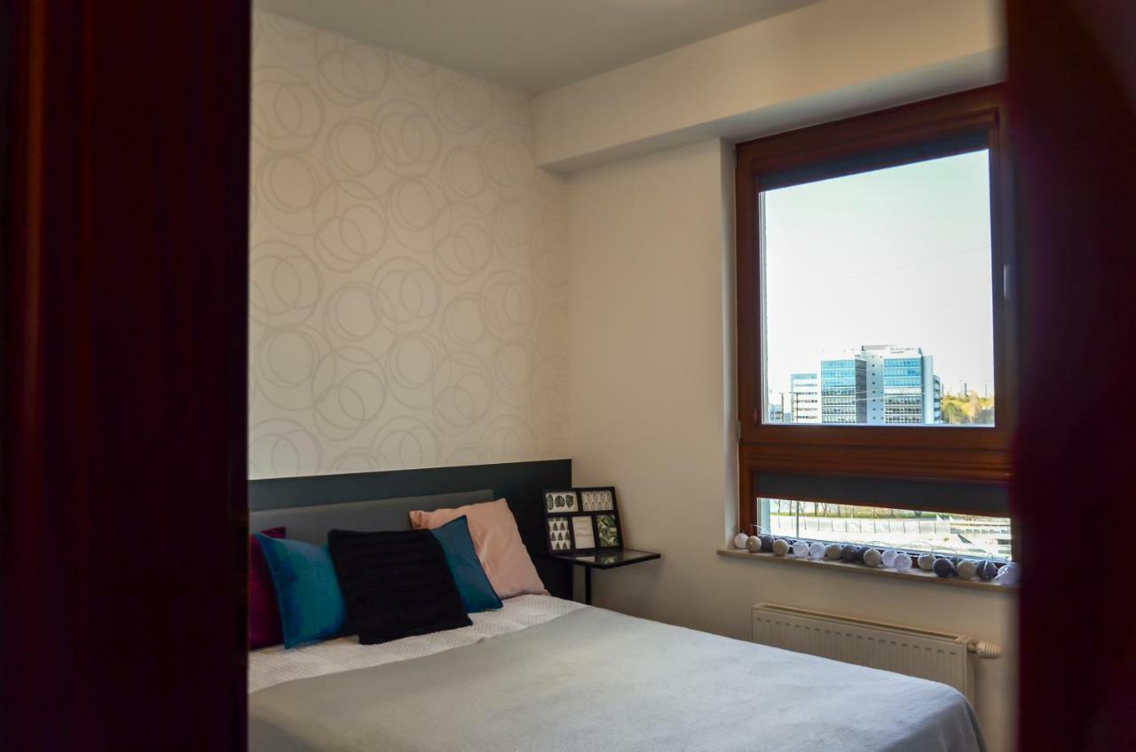 Aleja Wyścigowa 4c By Homeprime Apartament